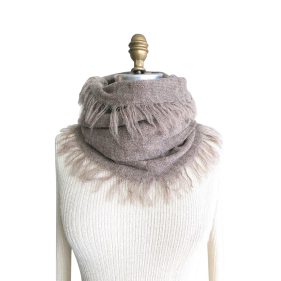 LATIERRA Sierra Hand-brushed Baby Alpaca Scarf in taupe - Picture 2 of 8